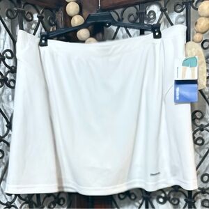 Reebok Classic White Activewear Skirt